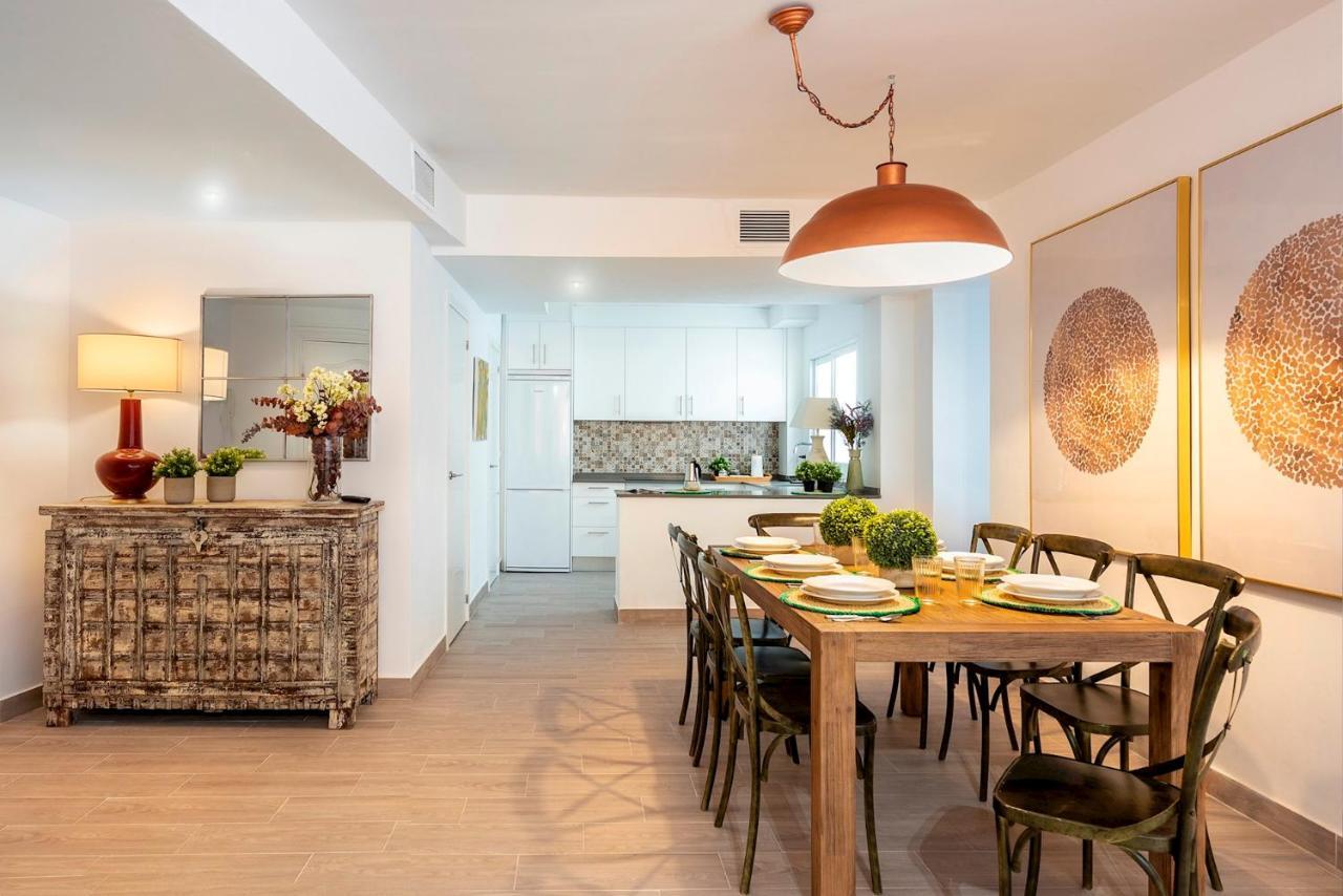Genteel Home Plaza De Las Flores Malaga Zewnętrze zdjęcie