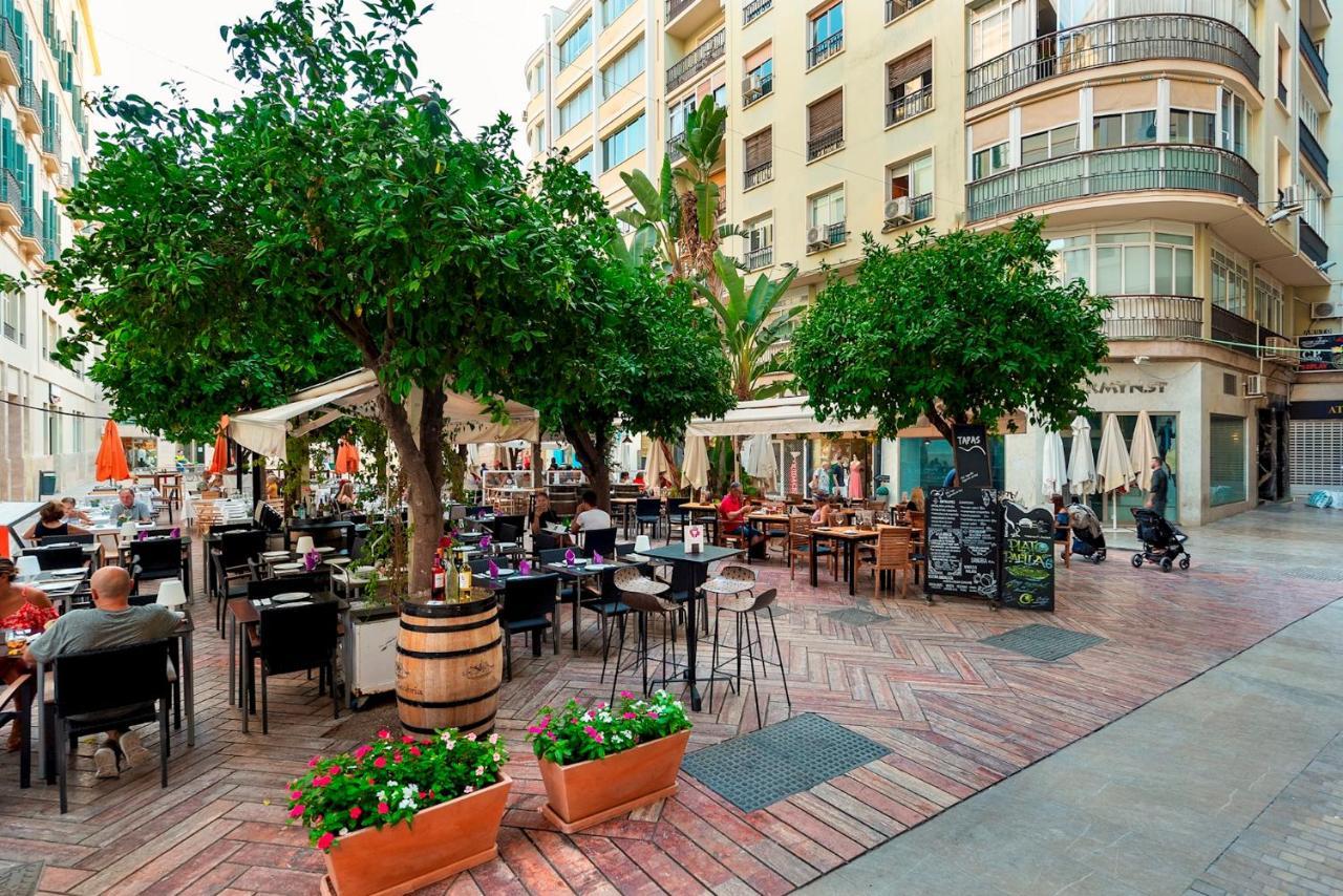 Genteel Home Plaza De Las Flores Malaga Zewnętrze zdjęcie